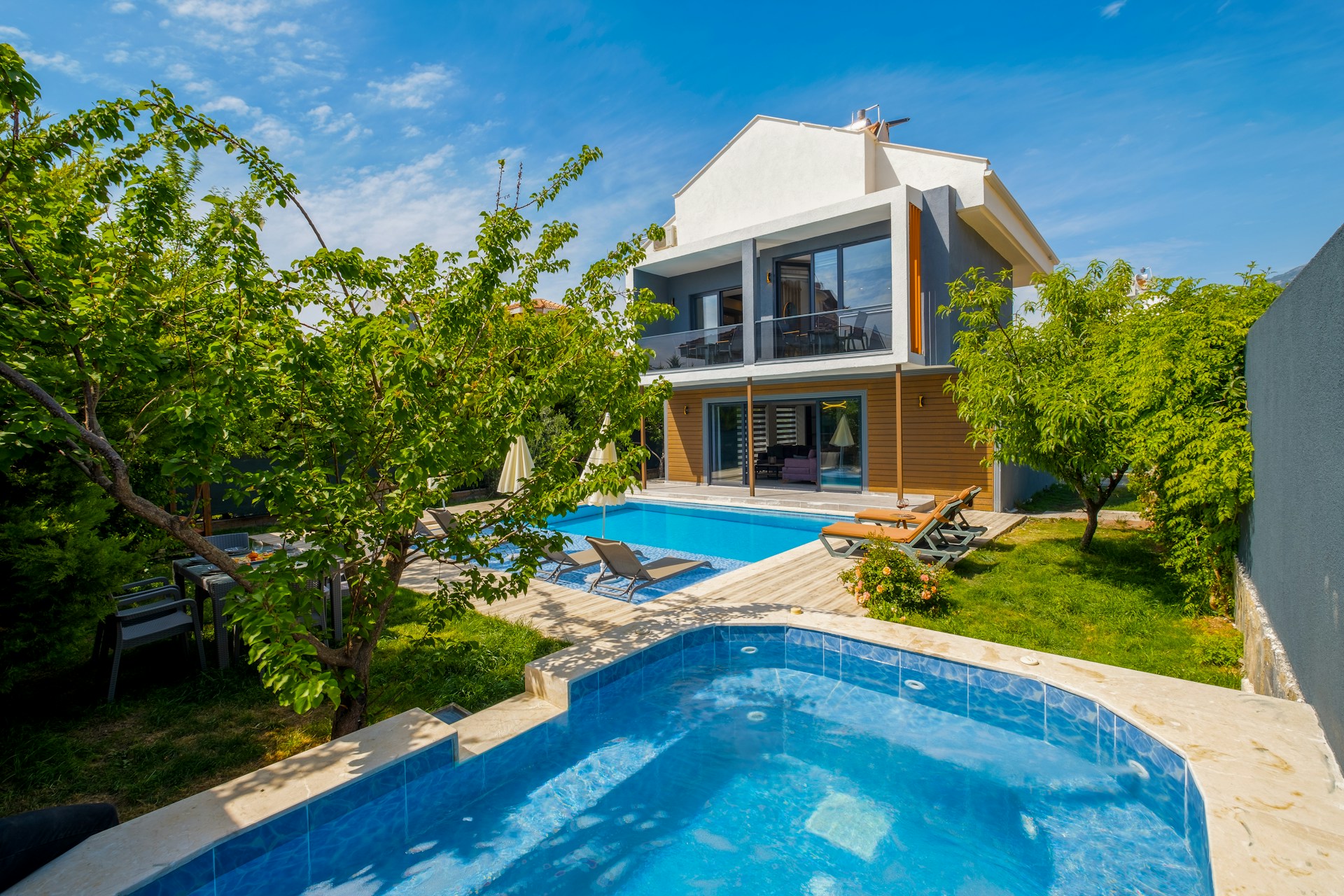 luxury home